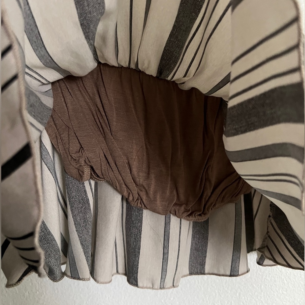 Striped Set - Picture 4 of 7